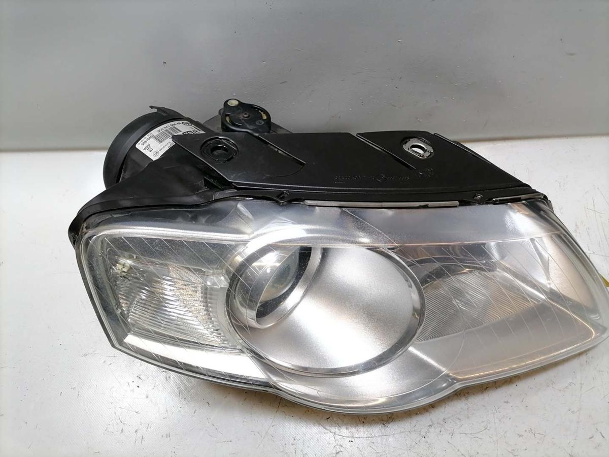 VW Passat 3C original Scheinwerfer vorn rechts Halogen Bj.2009